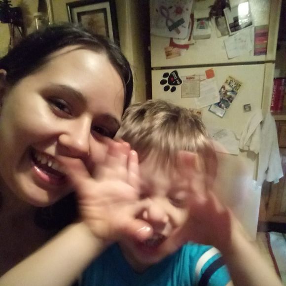 Meet your Posher, Sandy - Picture 1 of 1